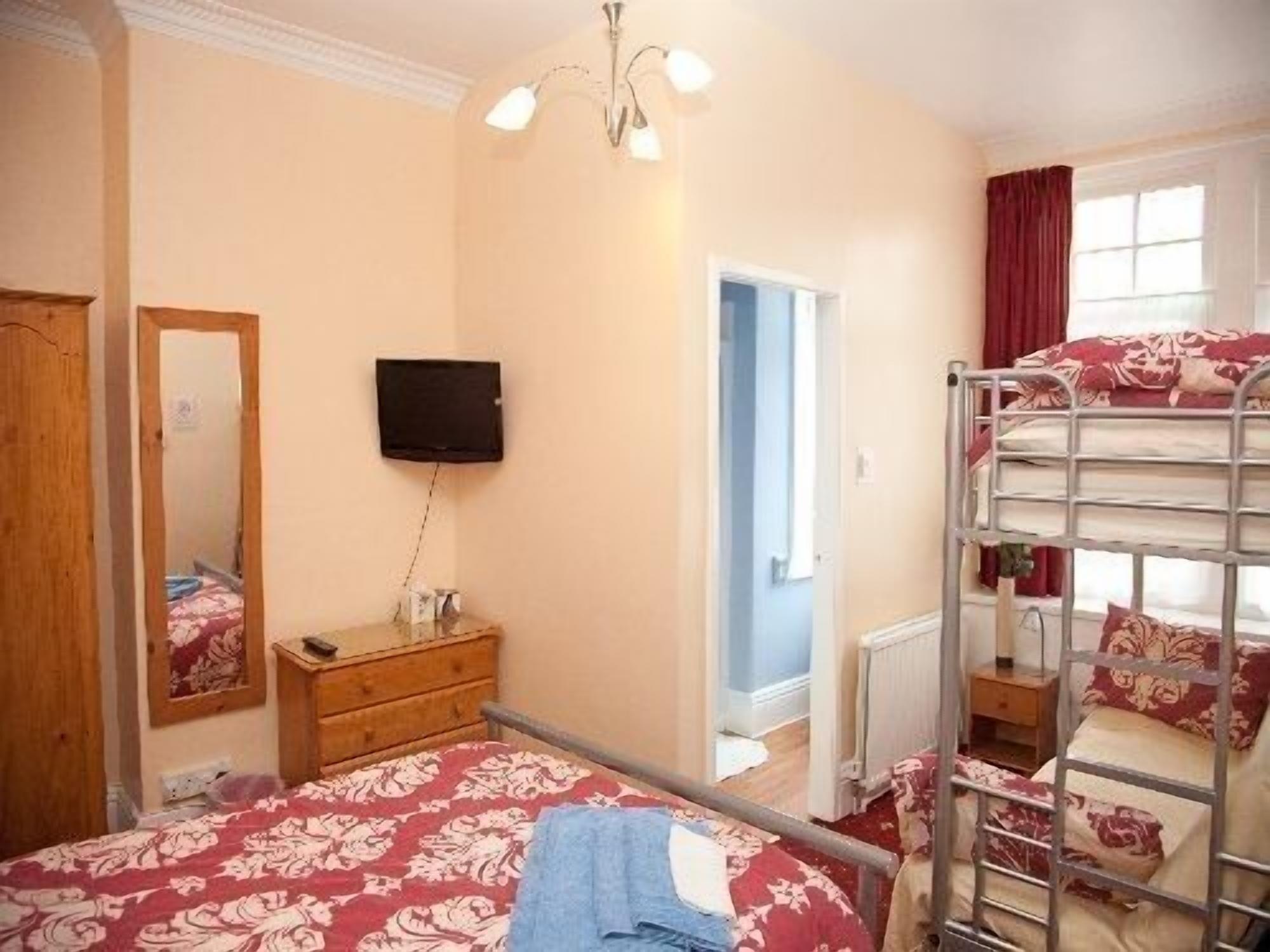 The Meltham Hotel